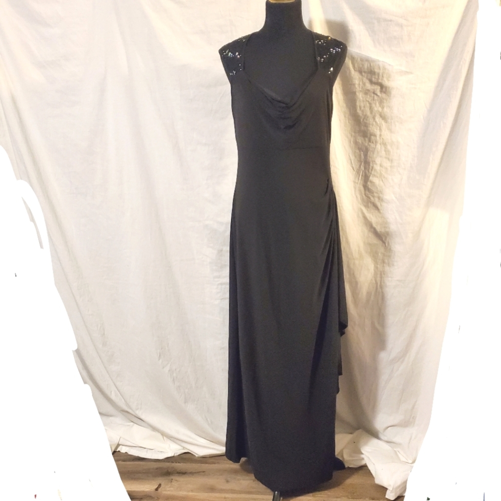 Lux II Sleeveless Sequined Ruched Cut Out Back Maxi Gown Dress Black 14